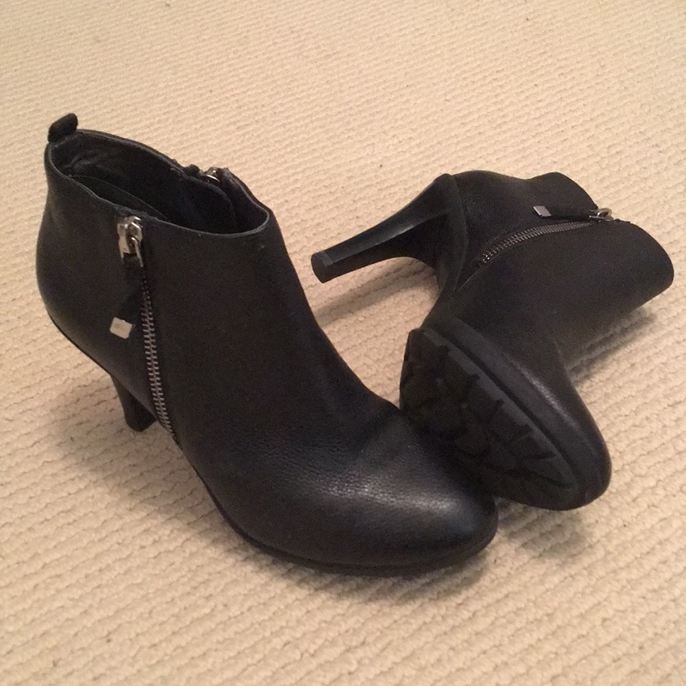 Tahiti high-hill booties